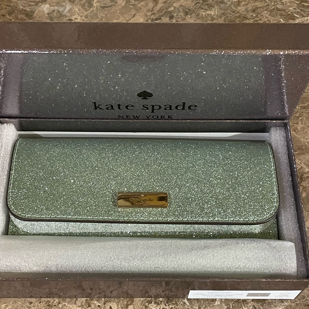 KATE SPADE NIB Kenzie Boxed Seawater Sparkling Green Glitter Medium Flp Wristlet